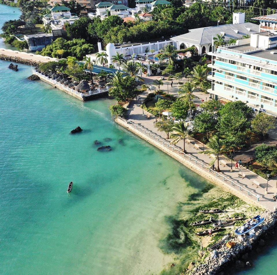 Hotel Slipway Dar es Salaam Esterno foto